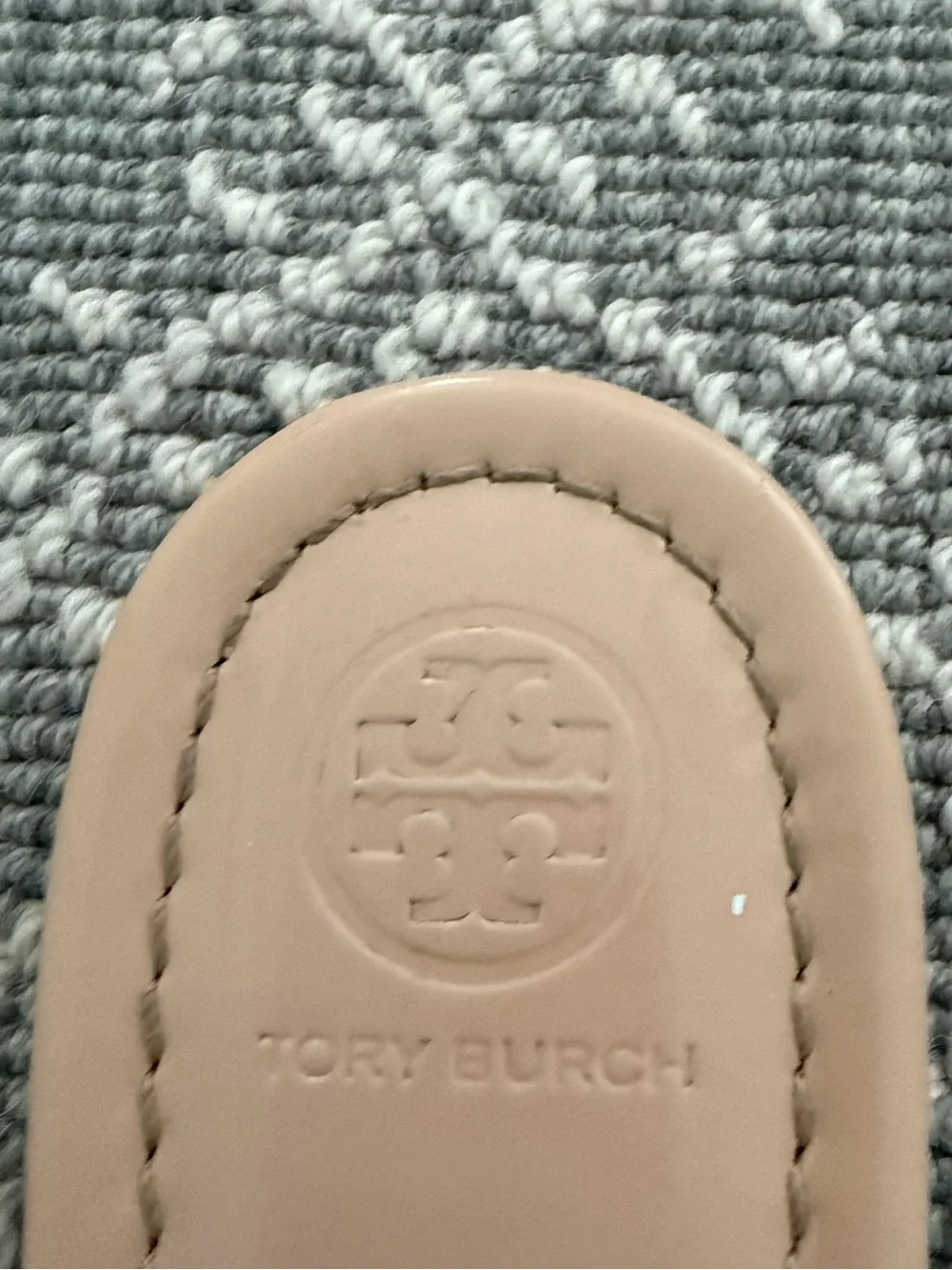 Tory Burch miller sandal size 8.5 color sea shell pink - Picture 7 of 9